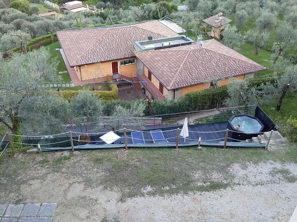 Al Agave Sotto Apartment Toscolano Maderno Bagian luar foto